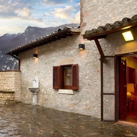 Villa Con Piscina "La Dogana Di Spoleto " SantʼAnatolia di Narco Zewnętrze zdjęcie